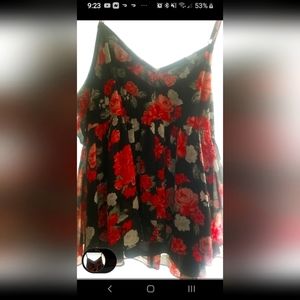 Flowing  spaghetti strap women's Torrid top. Black & Red Rose.